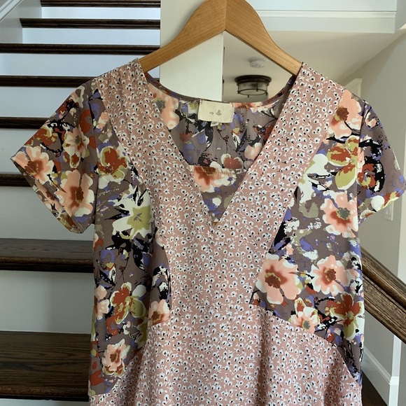 💜 Anthropologie Lightweight Flowy Summer Blouse Botanical Abstract Print - Picture 4 of 5